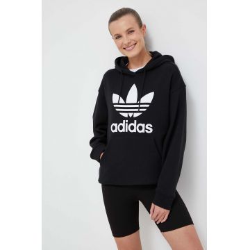 adidas Originals hanorac de bumbac femei, culoarea negru, cu glugă, cu imprimeu