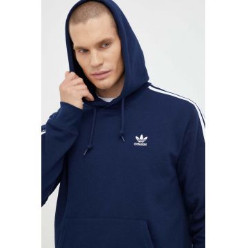 adidas Originals bluza barbati, culoarea albastru marin, cu glugă, modelator