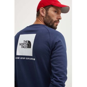 The North Face hanorac de bumbac M Raglan Redbox Crew bărbați, culoarea bleumarin, cu imprimeu, NF0A4SZ98K21