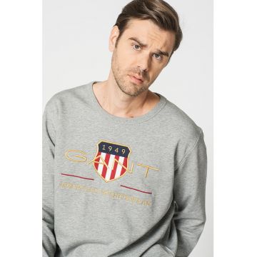 Bluza sport cu decolteu la baza gatului si broderie logo