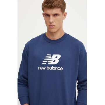 New Balance bluza barbati, culoarea albastru marin, cu imprimeu, MT41500NNY